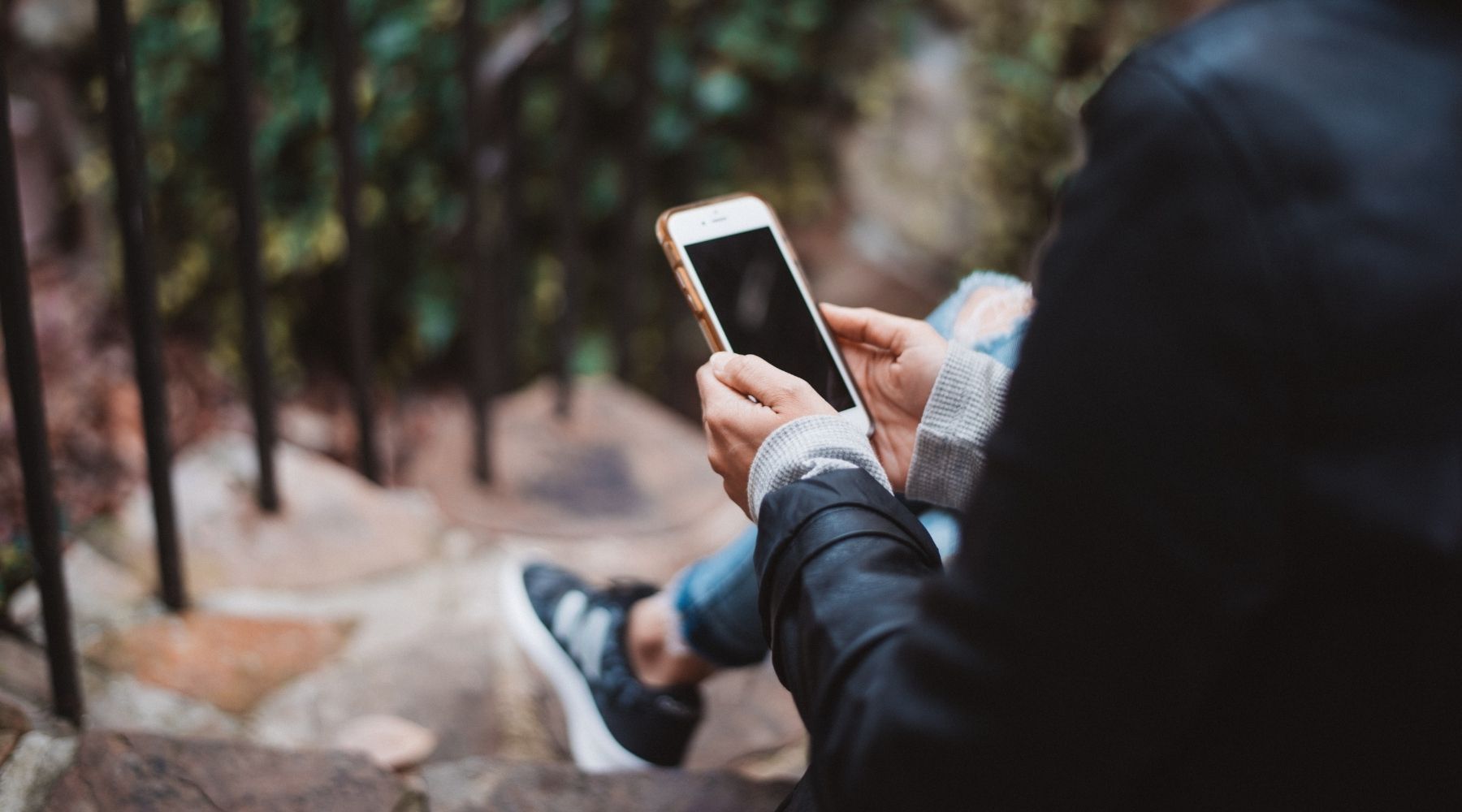 sto_onoma_tis_dikaiosunis