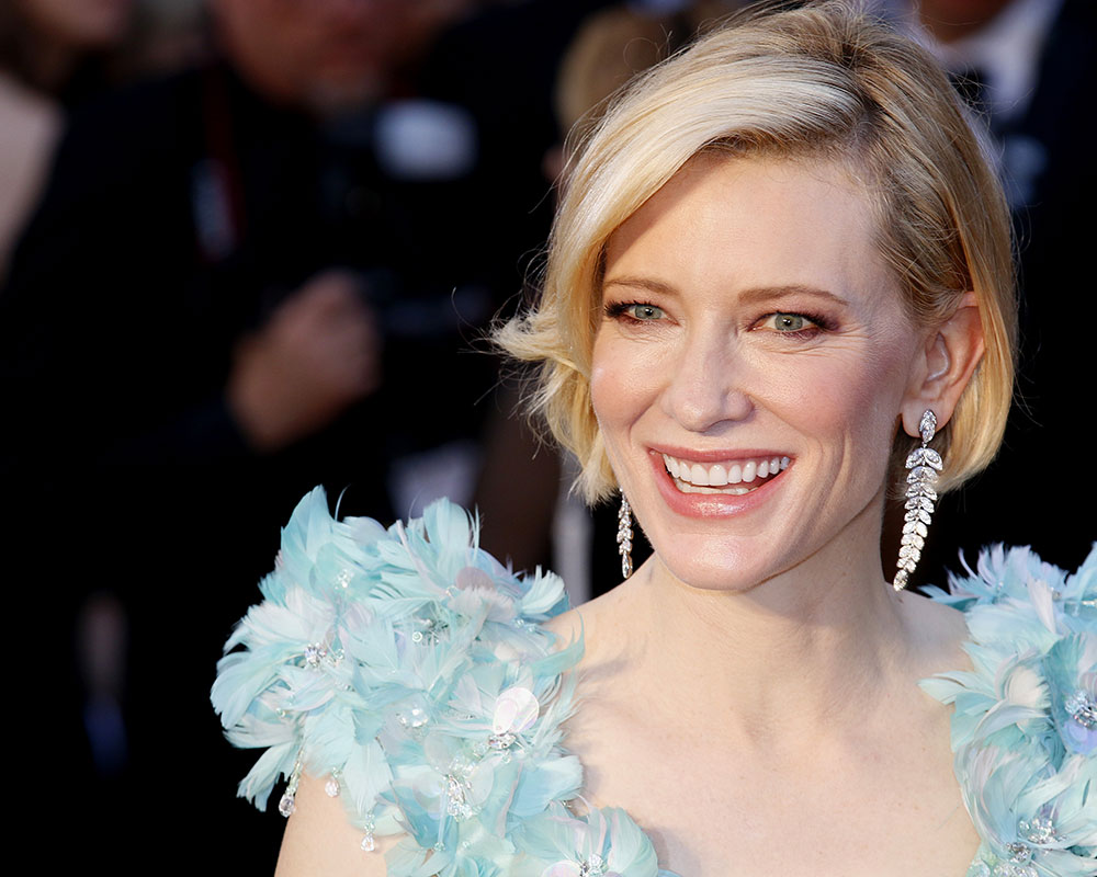 Agaphmeno Scrub Svmatos Cate Blanchet Lamperi Epidermida